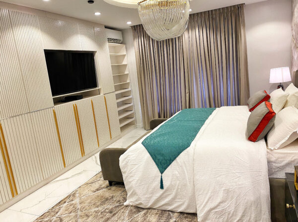 Yomz Bedroom
