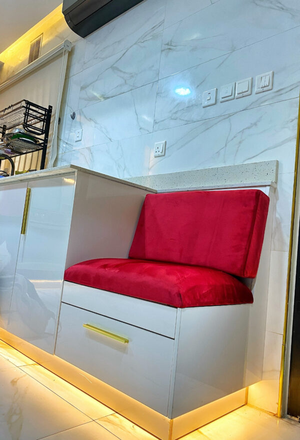 Anthony Fitted Kitchen - Image 6