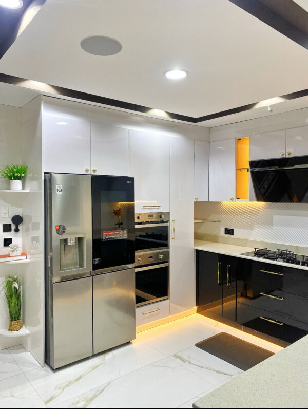 Bana Fitted Kitchen
