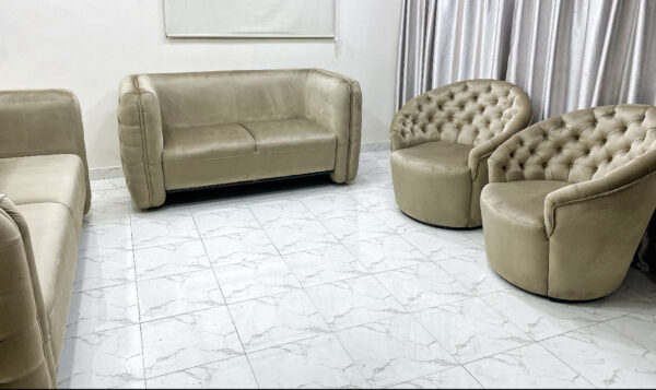 1006 Sets - Image 2