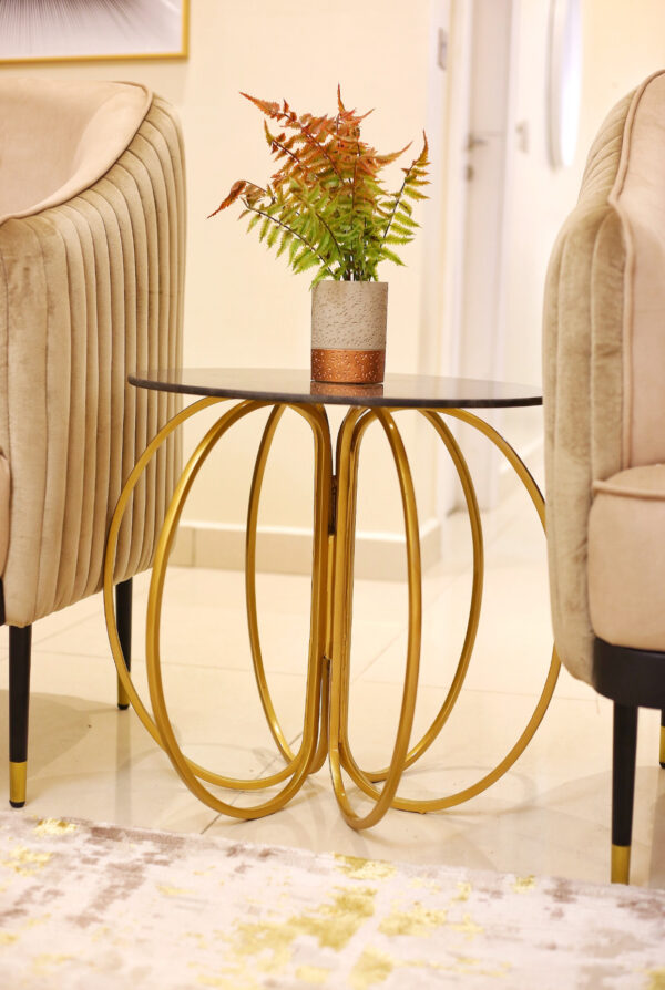 Lye End Table