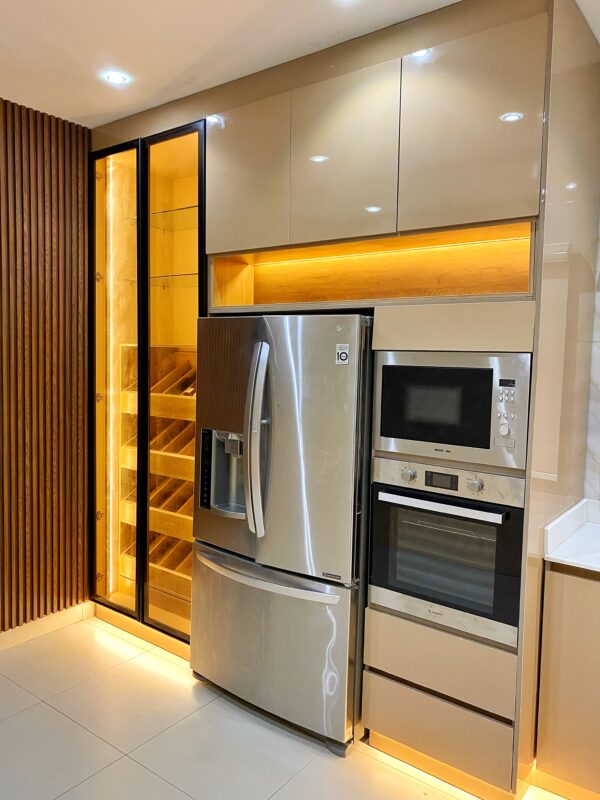 Alfred Fitted Kitchen - Image 2