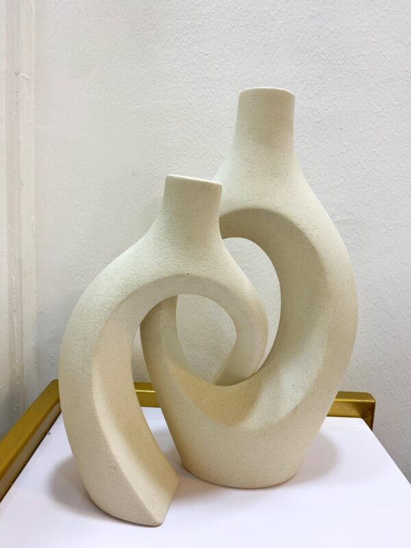 White Intertwined Nordic Vase