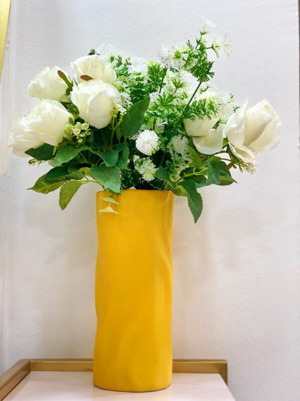 Yellow Vase and flower
